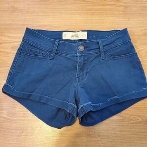 𝅺HOLLISTER denim jean shorts sz. 0
